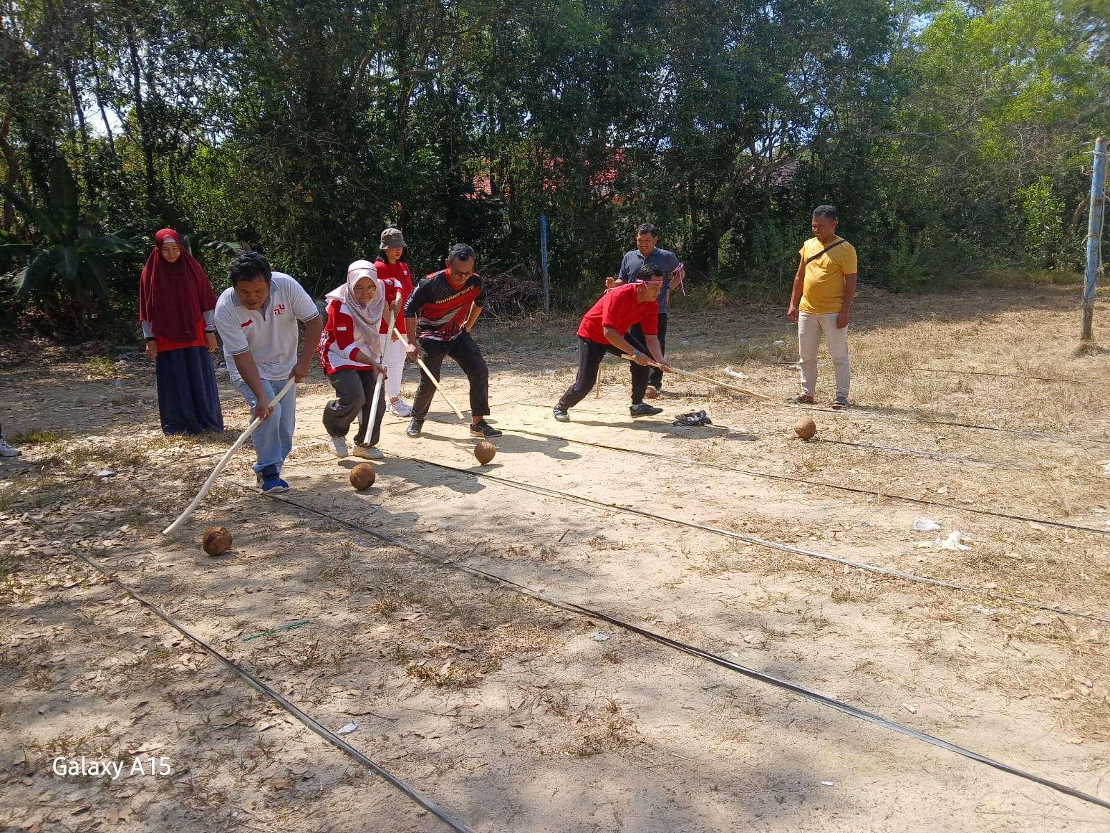 Lomba Hockey Kelapa