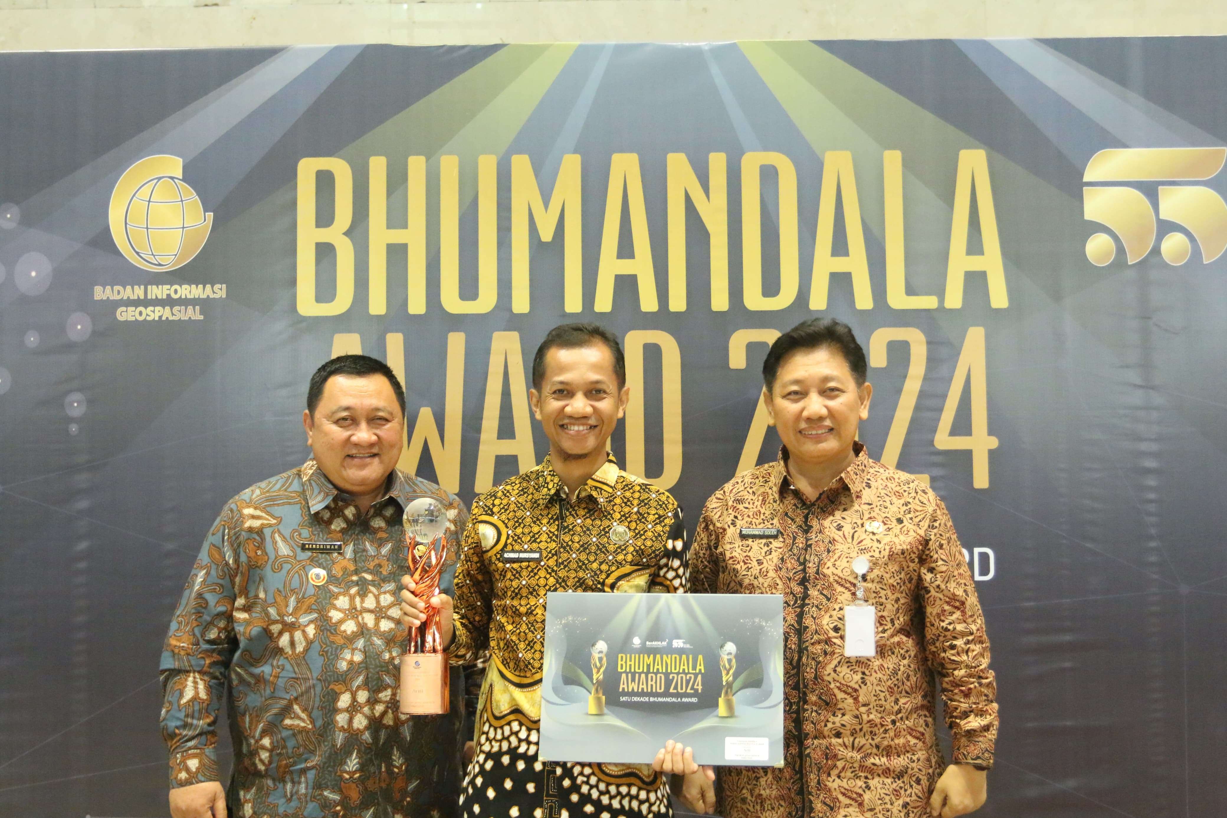 Penghargaan Bhumandala Ariti (Medali Perunggu) untuk kategori kabupaten pada ajang Bhumandala Award 2024 